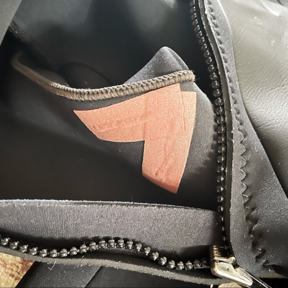 Men’s Billabong Long Sleeve / Legs Wetsuit, sz Med - Picture 9 of 11